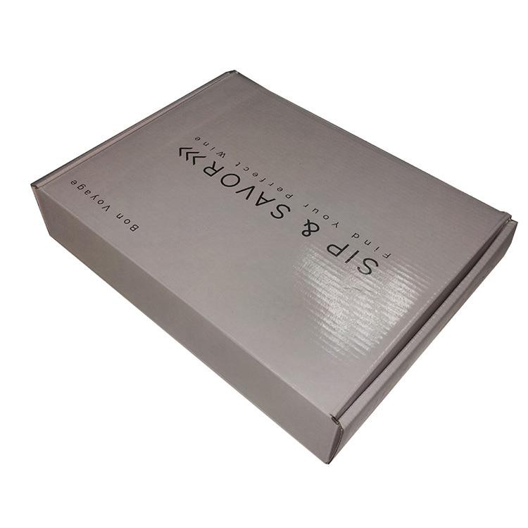 subscription box packaging for wedding gifts shop (4)